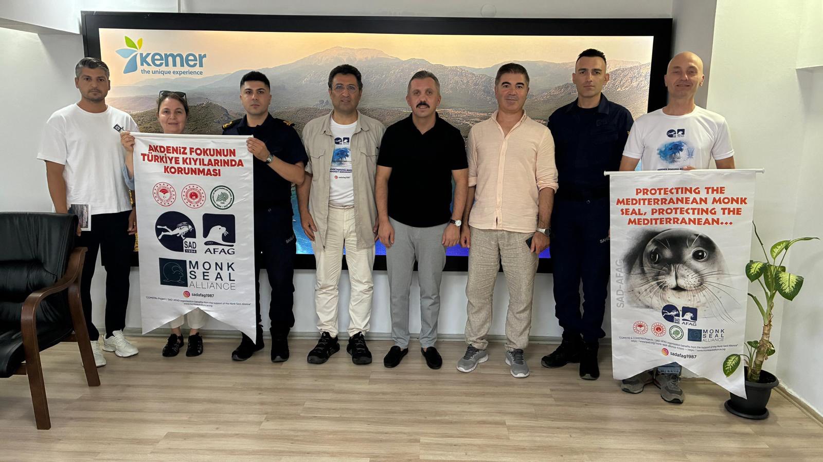 KEMER’DE AKDENİZ FOKLARININ YAŞAM ALANLARI KORUMA ALTINA ALINIYOR