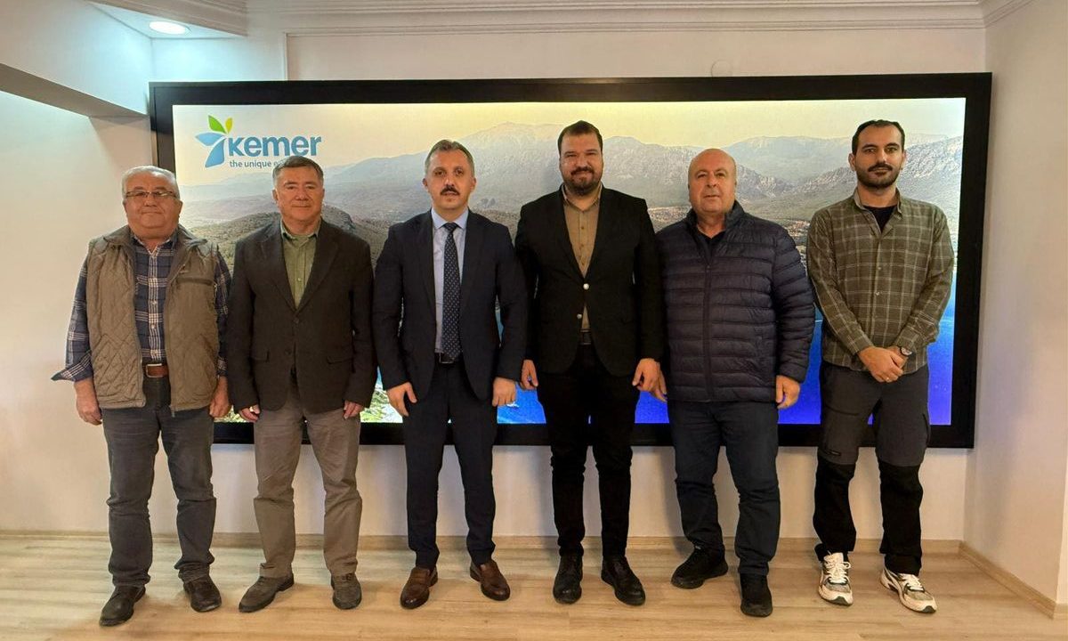 KEMER’DE SU ALTI ARKEOLOJİ MÜZESİ VE TARİHİ SİPERLER MASAYA YATIRILDI