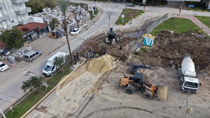 KEMERLİ MAĞDURLARDAN BELEDİYEYE SERT TEPKİ: “ANCA MI AKLINIZA GELDİ?”