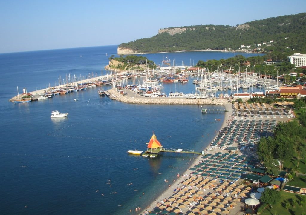 KEMER’İN 2026 YILI NÜFUS VERİLERİ AÇIKLANDI: TOPLAM NÜFUS 52 BİNİ AŞTI!