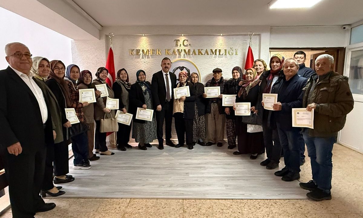 KEMER’İN LEZZET MİRASINA GÖNÜLLÜ DOKUNUŞ: COĞRAFİ İŞARET YOLUNDA TEŞEKKÜR BELGELERİ TAKDİM EDİLDİ