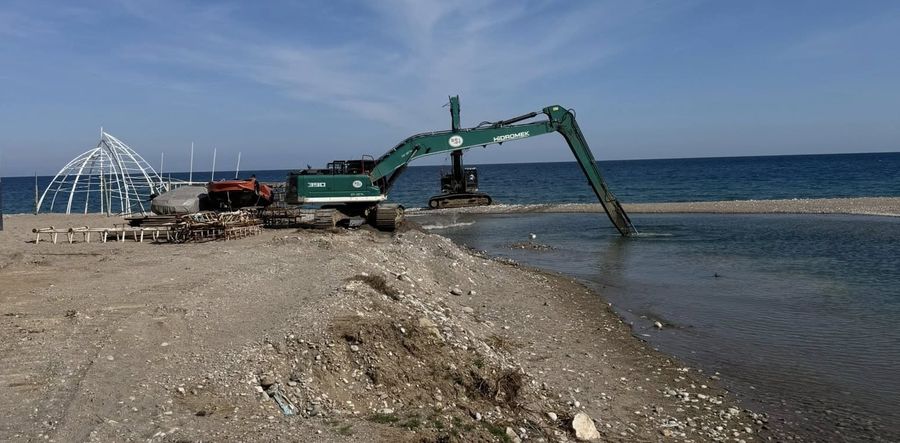 BELDİBİ KURUÇAY DERESİ’NDE TEMİZLİK MESAİSİ BAŞLADI: MUHTAR TALİH’TEN DSİ’YE TEŞEKKÜR