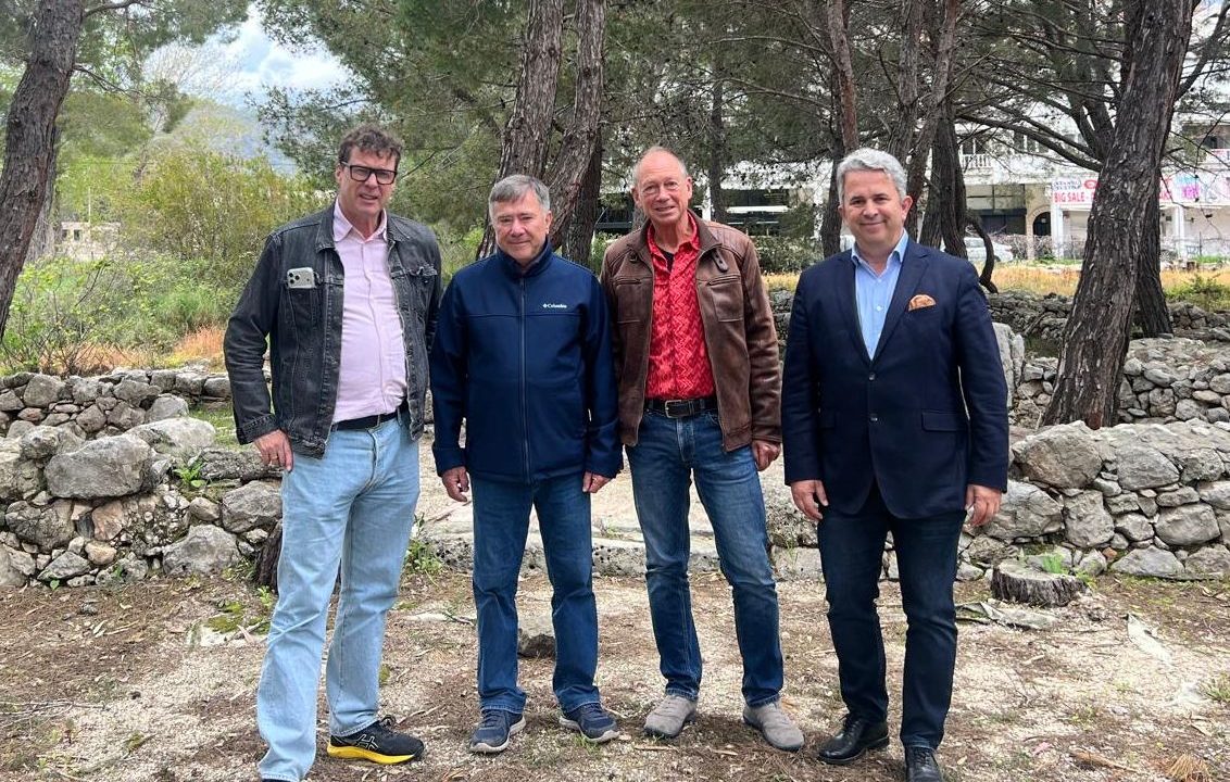 ANTALYA HAVALİMANI’NIN DEVLERİ KEMER’İN TARİHİNE HAYRAN KALDI