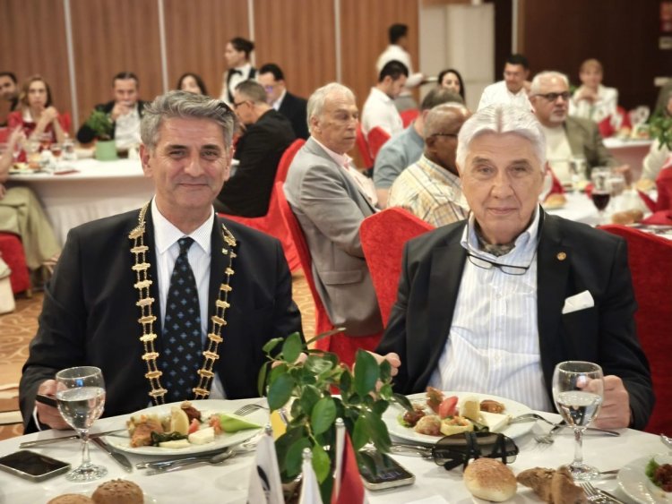 SKAL ANTALYA MAYIS AYI TOPLANTISI KEMER’DE GERÇEKLEŞTİRİLDİ: SİNERJİ VE DOSTLUK VURGUSU